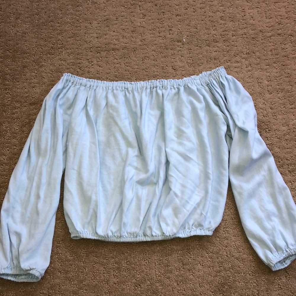 Brandy Melville shirt!